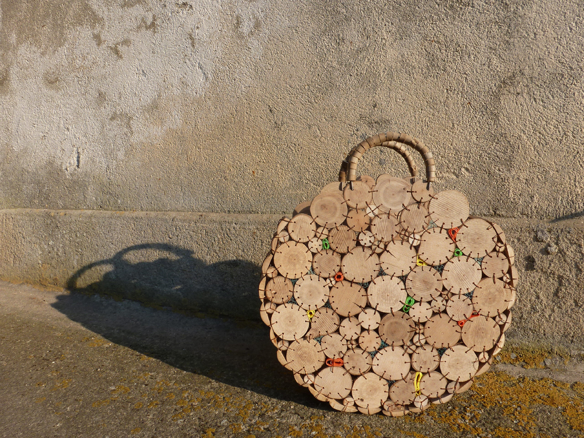 2013 Log  Basket II. Ash, oak, copper wire, detergent bottles. 44 x 40 x 11cm